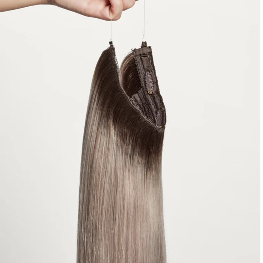 Dimensional rooted halo extension with two clip in wefts